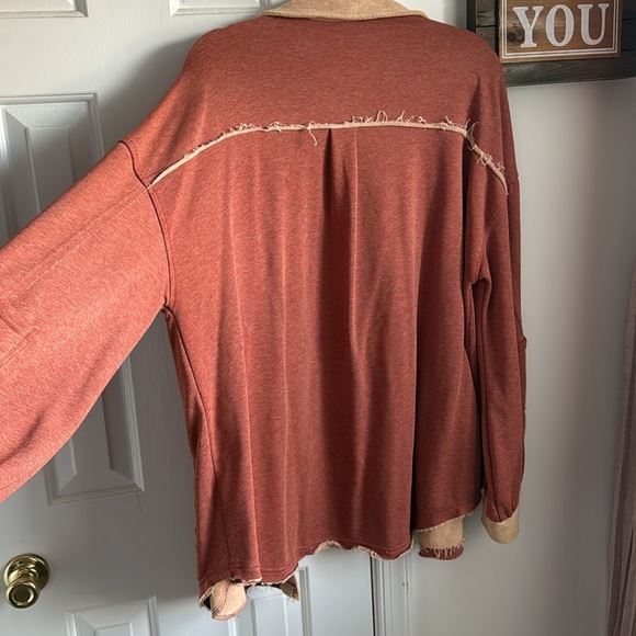 POL Shacket - Picture 4 of 4